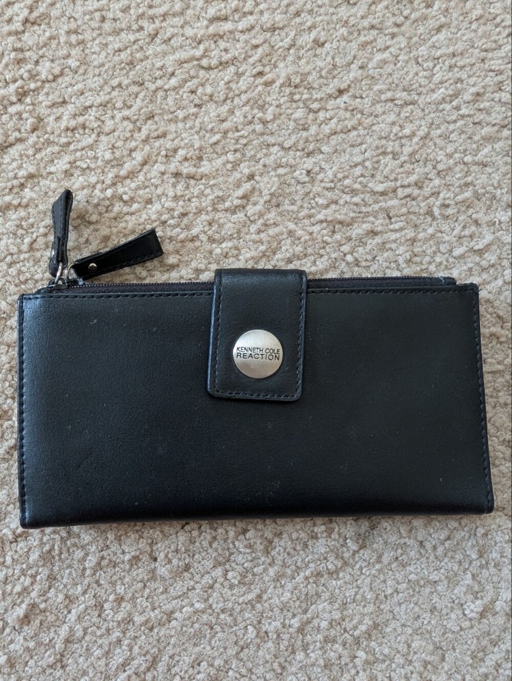 Kenneth Cole Slim Black Wallet
